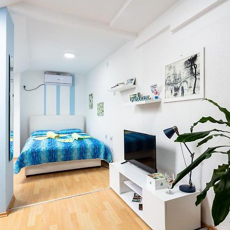 Sb Centar Apartmani Nis Exterior photo